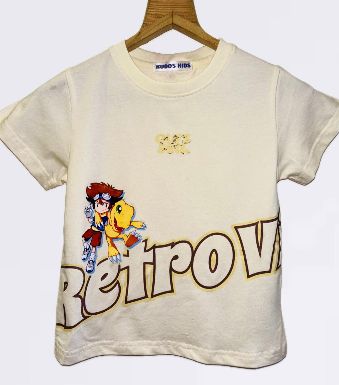 RETROVI T SHIRT
