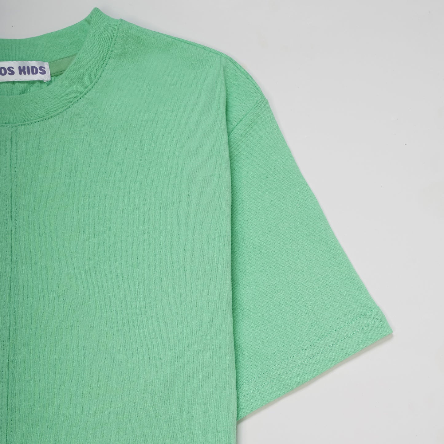 COMFORTABLE FIT T-SHIRT