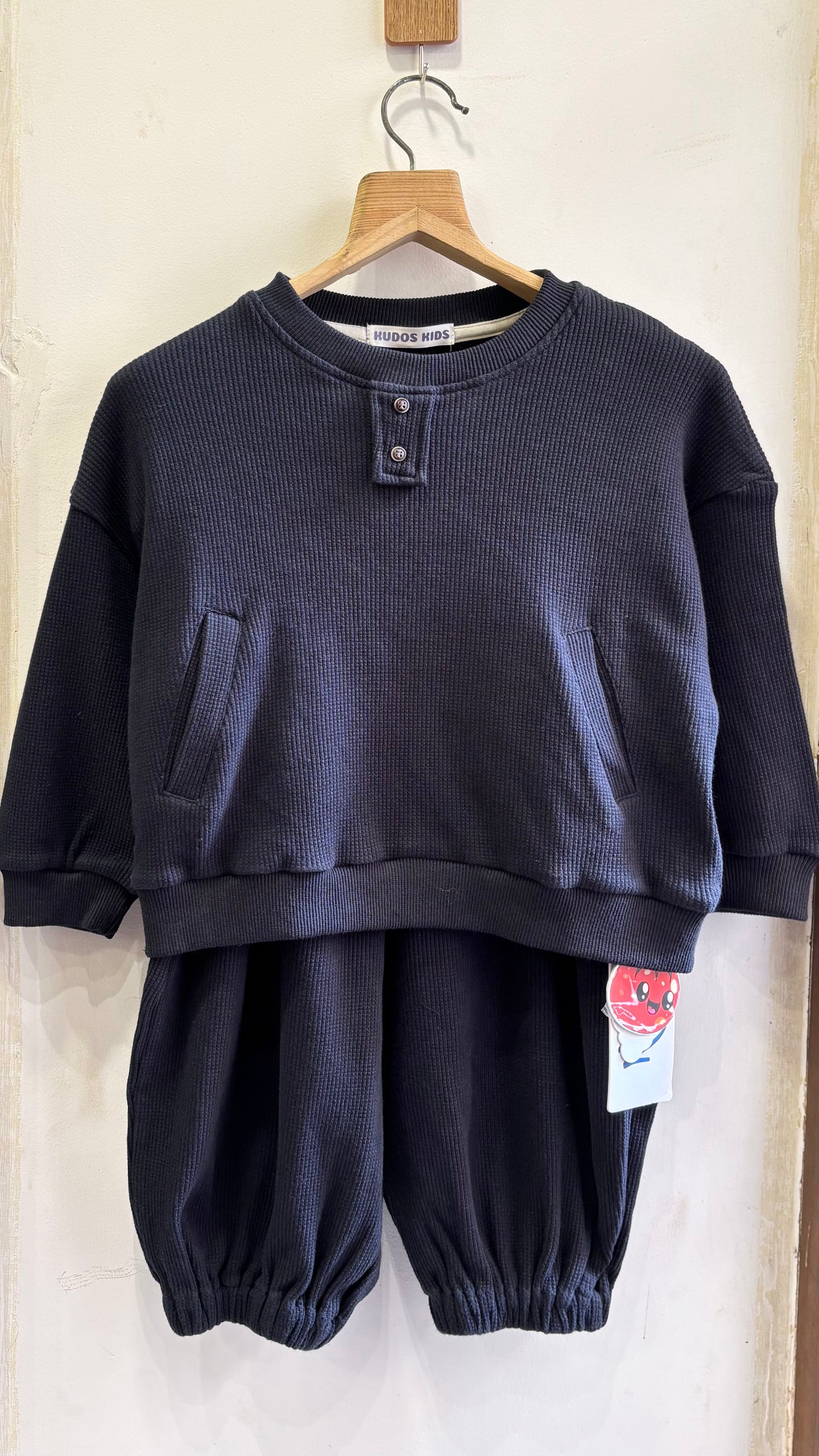 SOLIDS LOOSE SET OLIVE #182